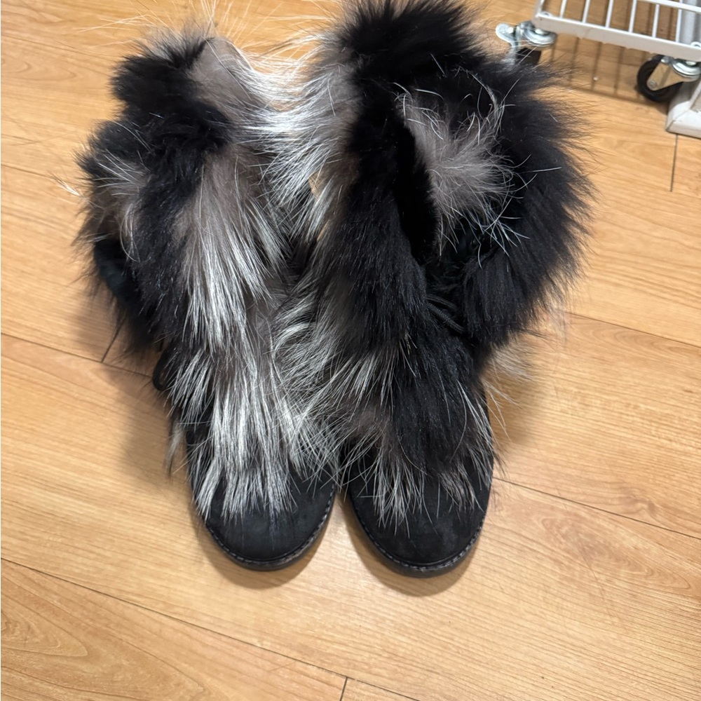 Stuart Weitzman Black and Gray Fur Winter Boots